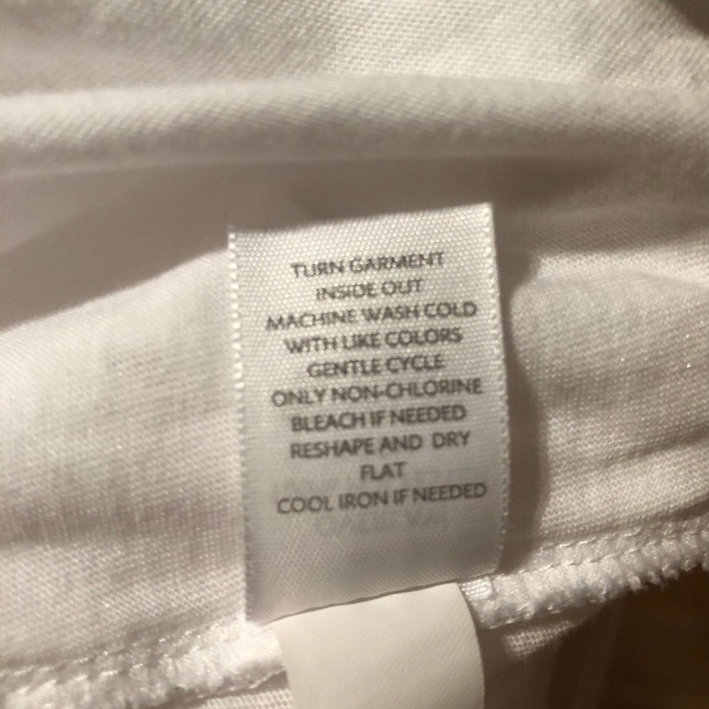 J Jill Top with flower lace detail in white. Size MP - Picture 5 of 16